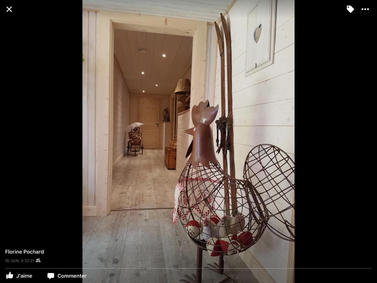La Ferme De La-Haut B&B Le Haut-du-Them Zewnętrze zdjęcie